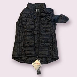 32 degrees vest with tags